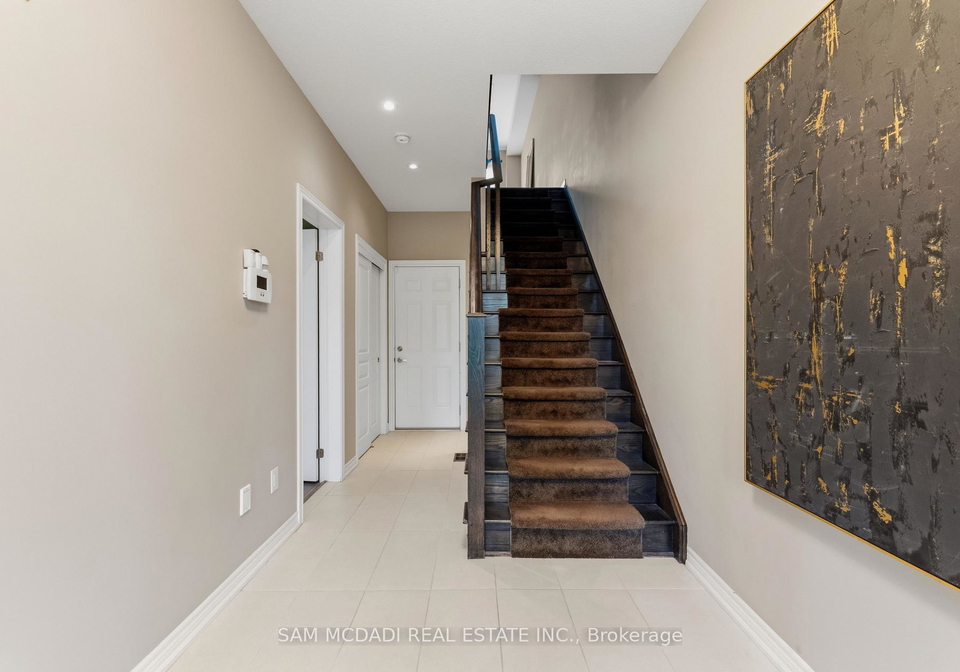 215-dundas-street-e-hamilton-ontario-x13137442