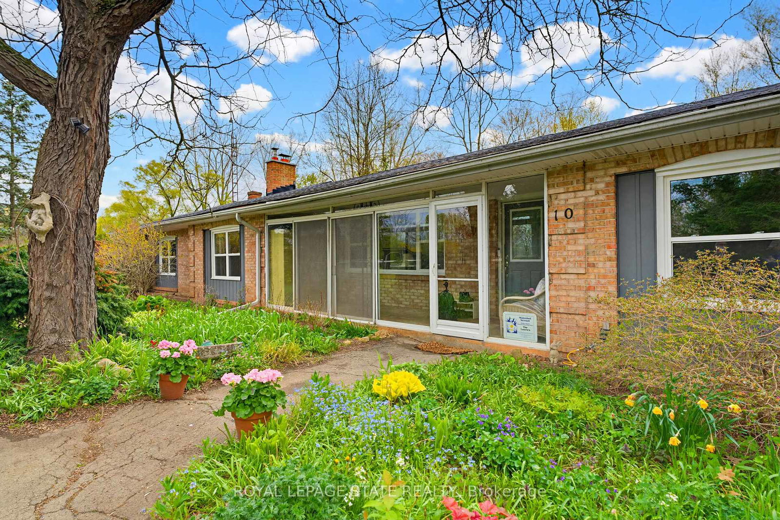 10-huisman-lane-hamilton-ontario-x13137474