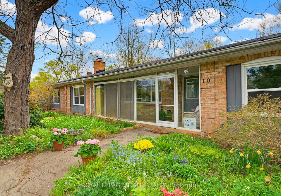 10-huisman-lane-hamilton-ontario-x13137474