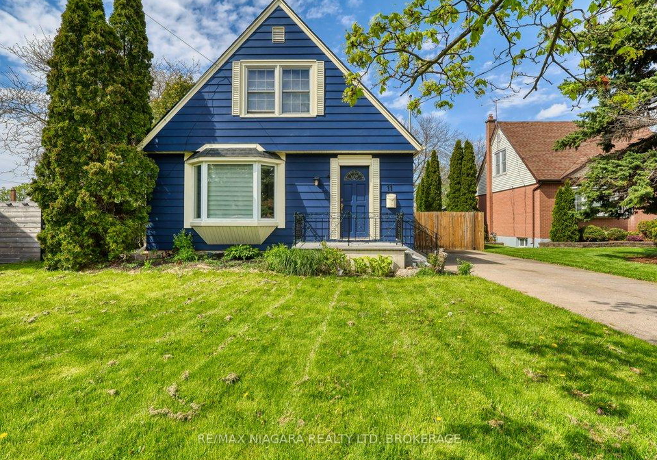 11-winnifred-avenue-st-catharines-ontario-x13137656