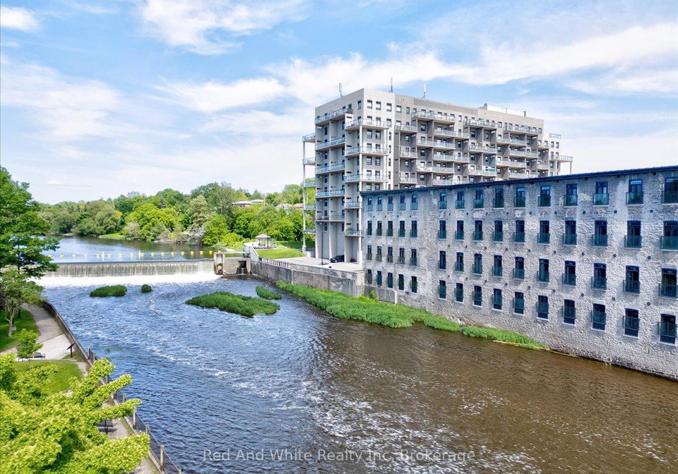 19-guelph-avenue-cambridge-ontario-x13137776