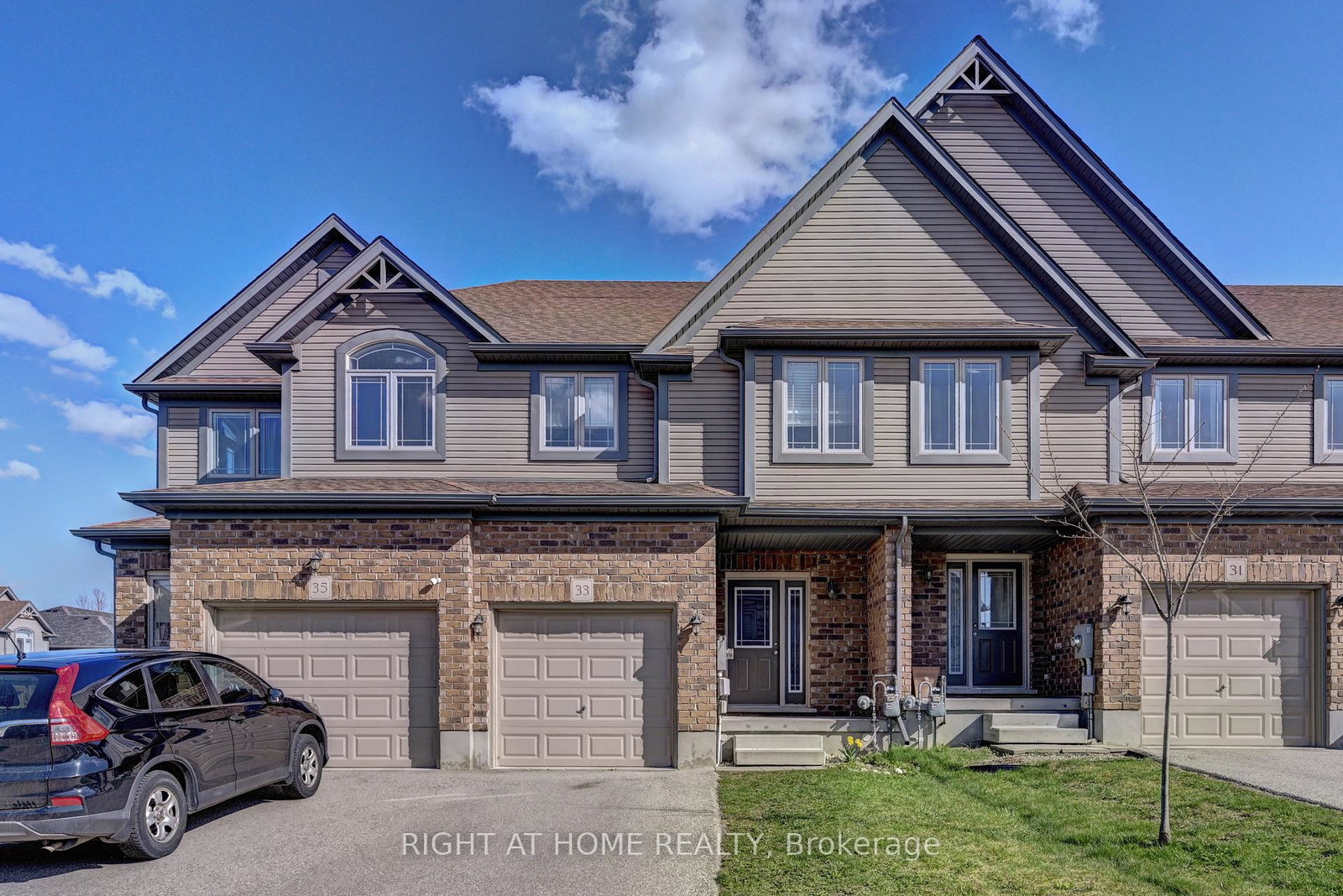 33-mussen-street-guelph-ontario-x13137872
