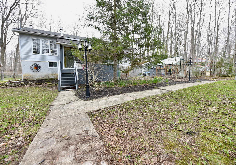 313-tammys-cove-road-northern-bruce-peninsula-ontario-x13137886