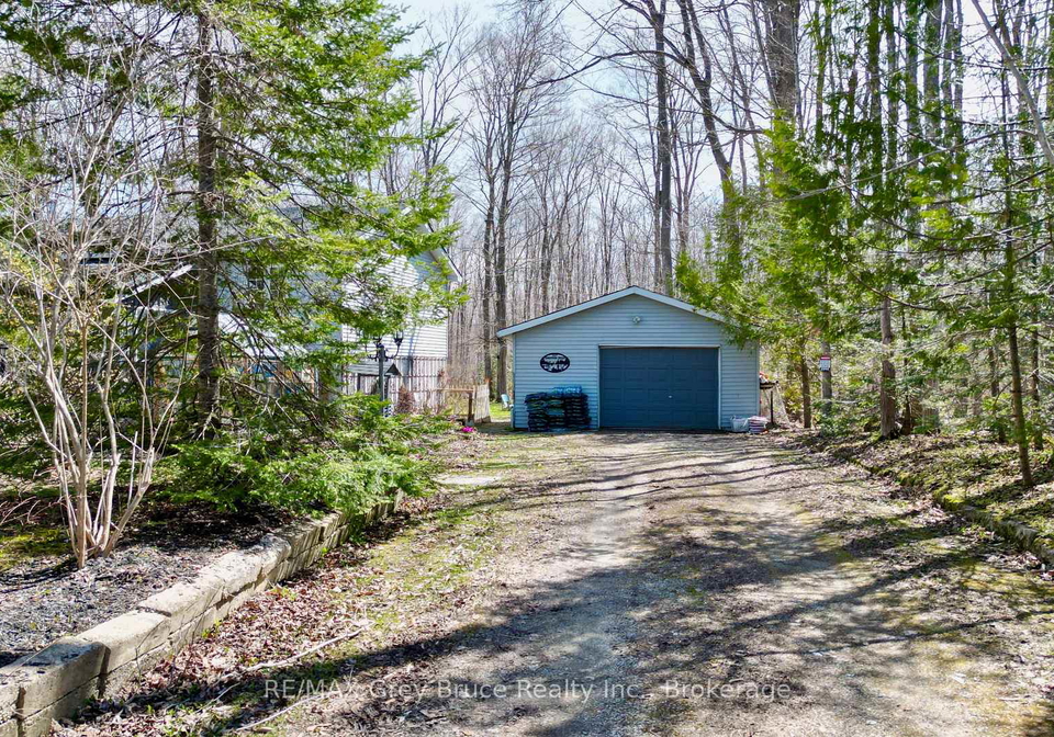 313-tammys-cove-road-northern-bruce-peninsula-ontario-x13137886