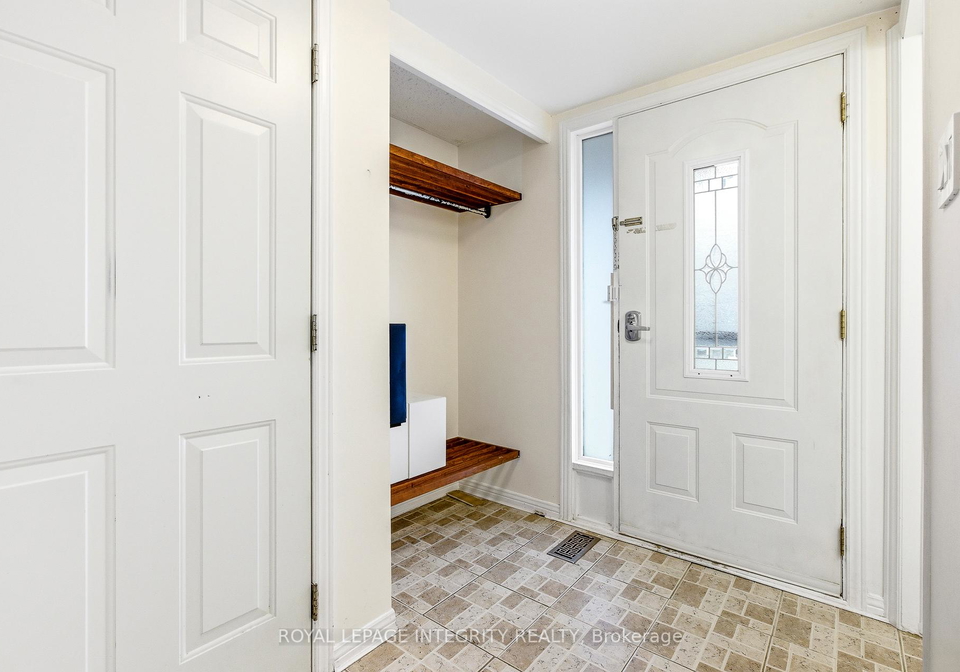 3205-uplands-drive-ottawa-ontario-x13138000