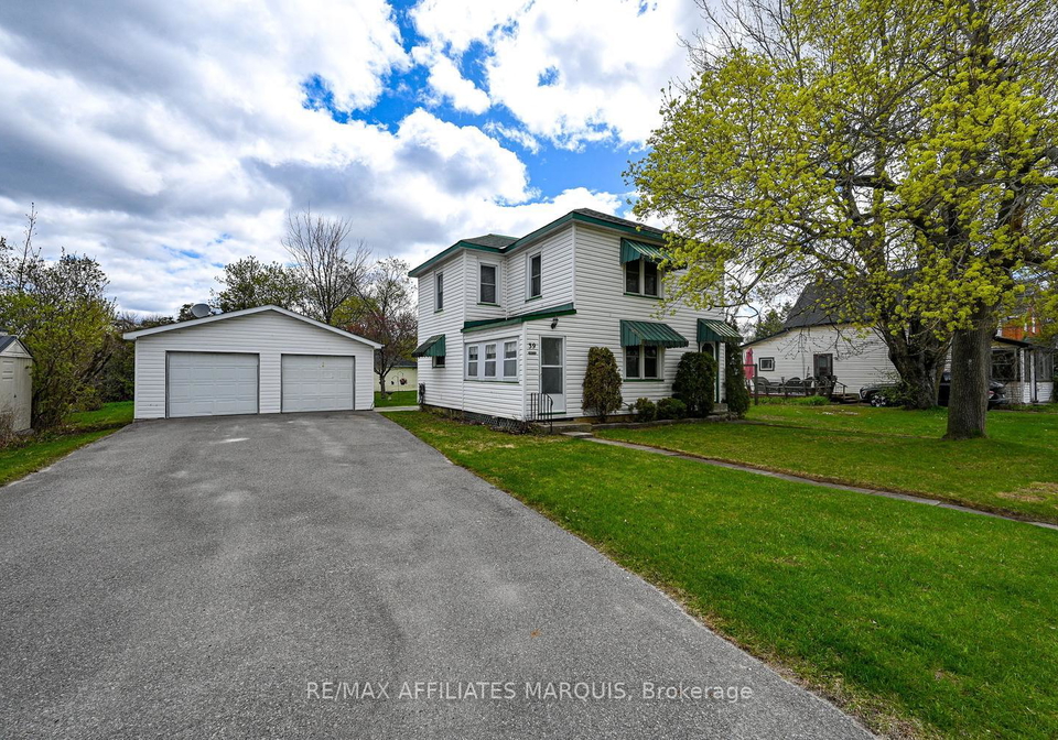 39-merrick-street-smiths-falls-ontario-x13138030