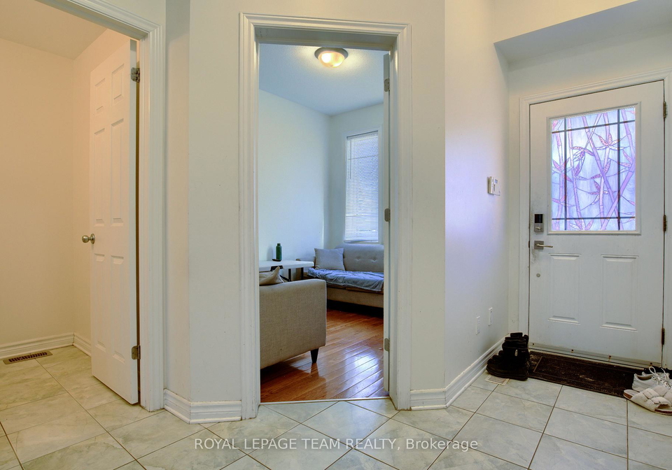 254-moss-grove-street-ottawa-ontario-x13138100