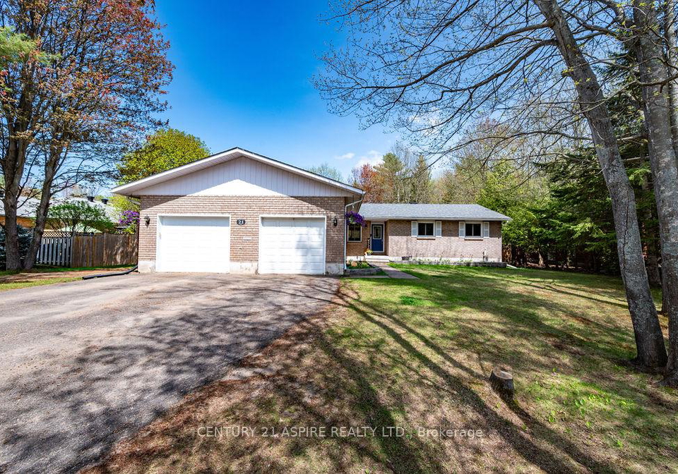 21-heritage-drive-petawawa-ontario-x13138252