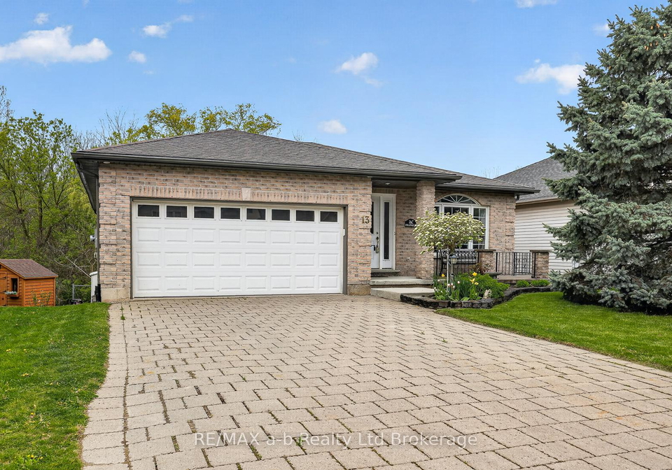 13-cornish-crescent-ingersoll-ontario-x13138308