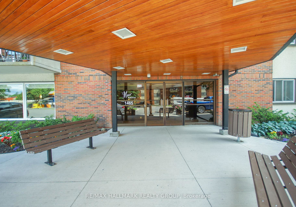 1465-baseline-road-ottawa-ontario-x13138672
