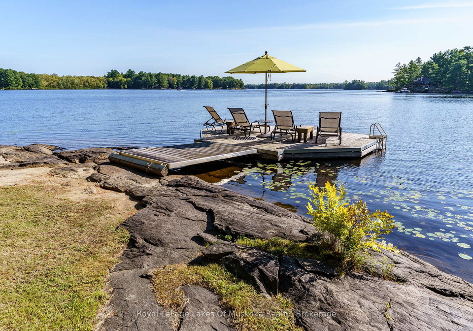 27-island-2ml-gravenhurst-ontario-x13138748