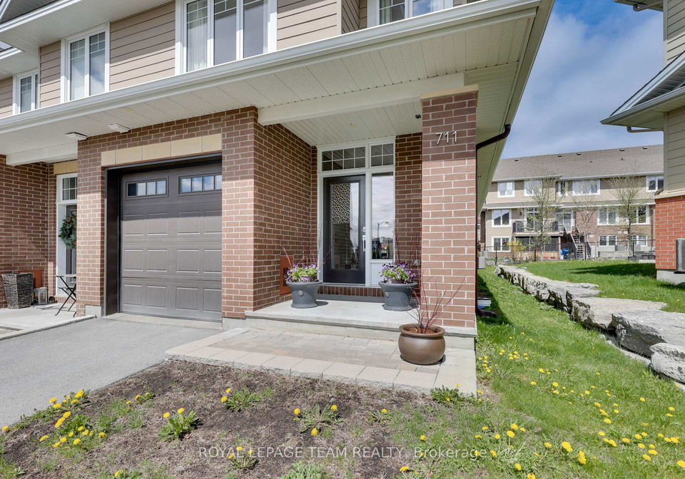 711-gabriola-way-kanata-ontario-x13138870