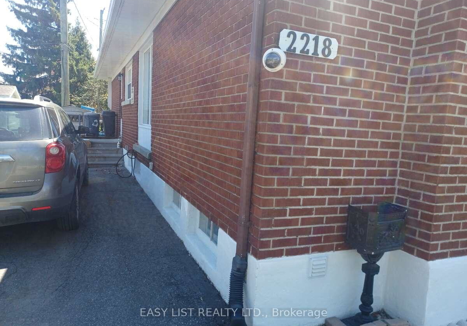 2218-iris-street-ottawa-ontario-x13139048