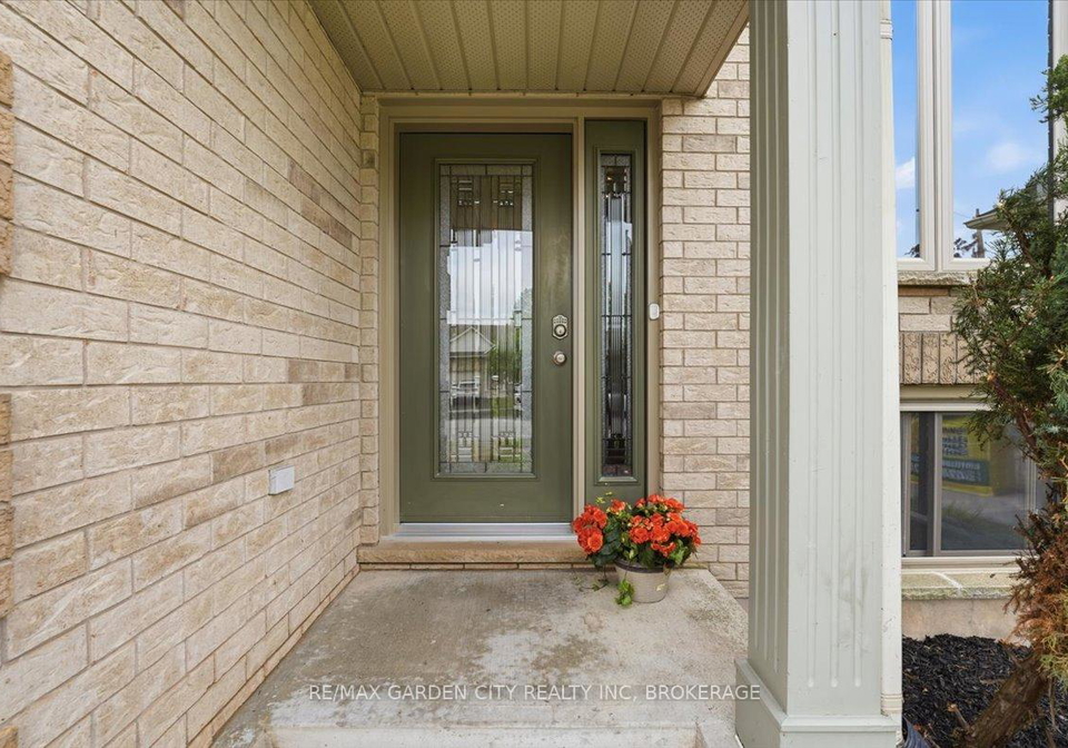 325-winterberry-boulevard-thorold-ontario-x13139082