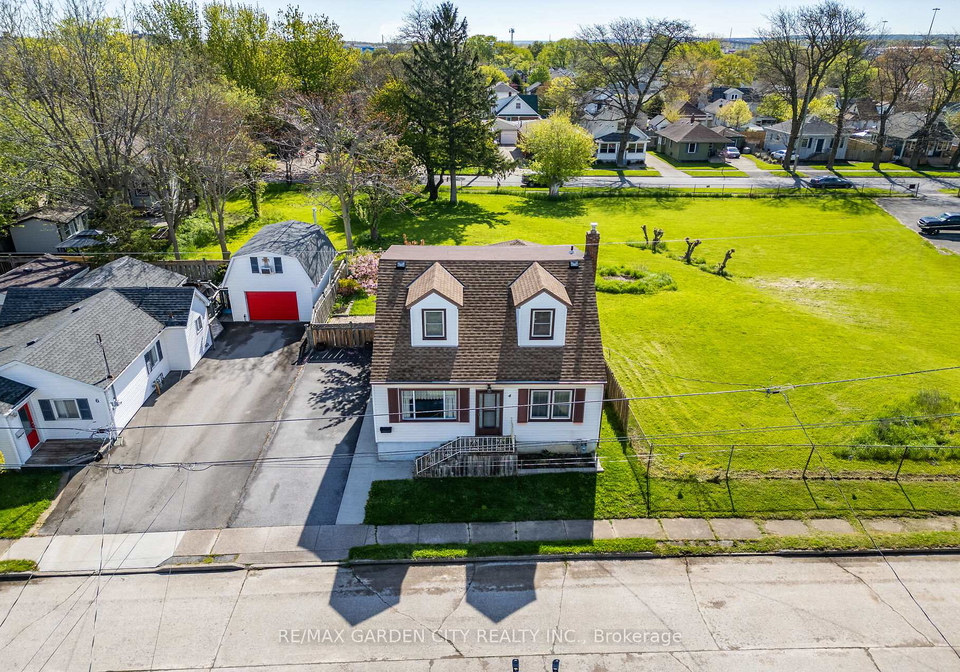 4-peachdale-avenue-st-catharines-ontario-x13139120