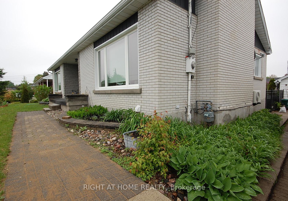 2439-raymond-street-clarence-rockland-ontario-x13139376