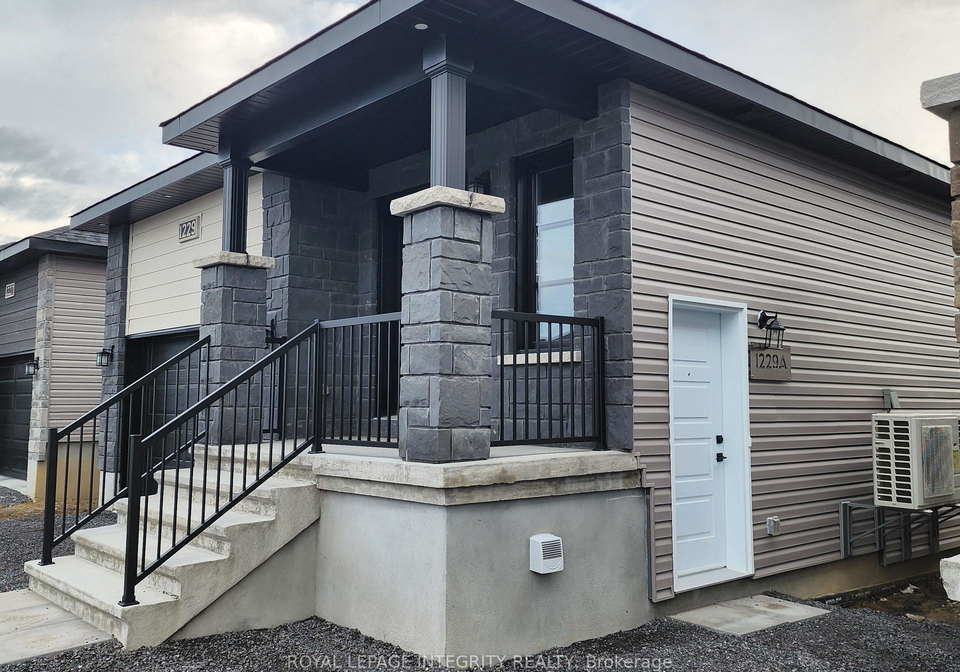 1229-montblac-crescent-russell-ontario-x13139416