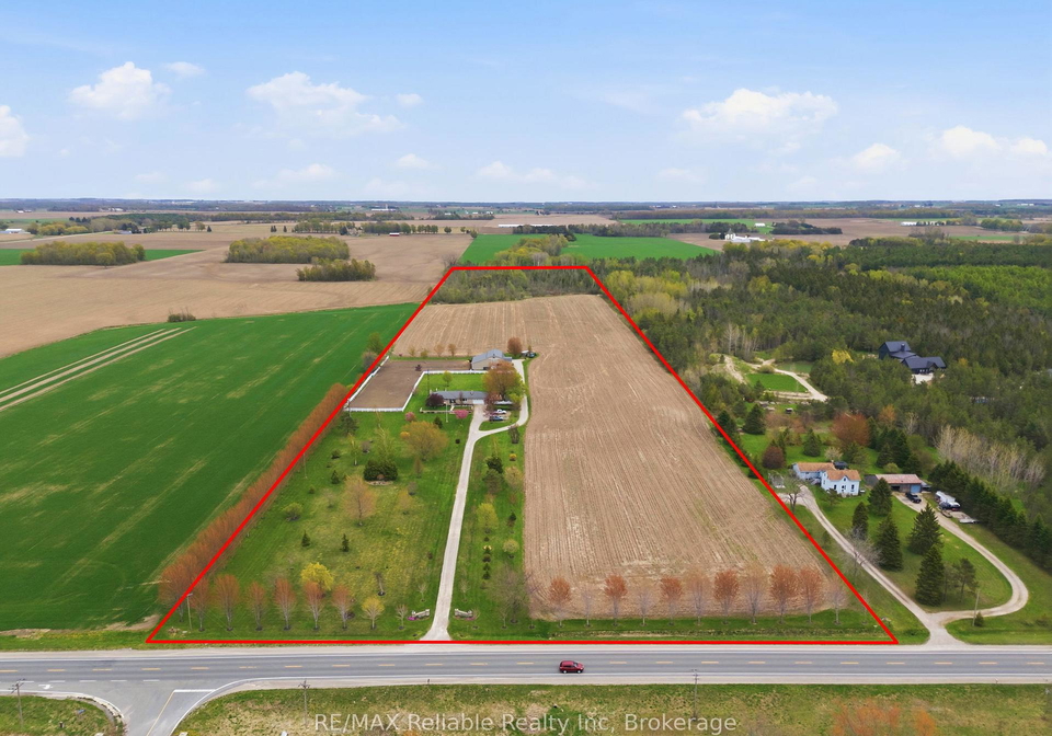 79474-bluewater-highway-central-huron-ontario-x13139422