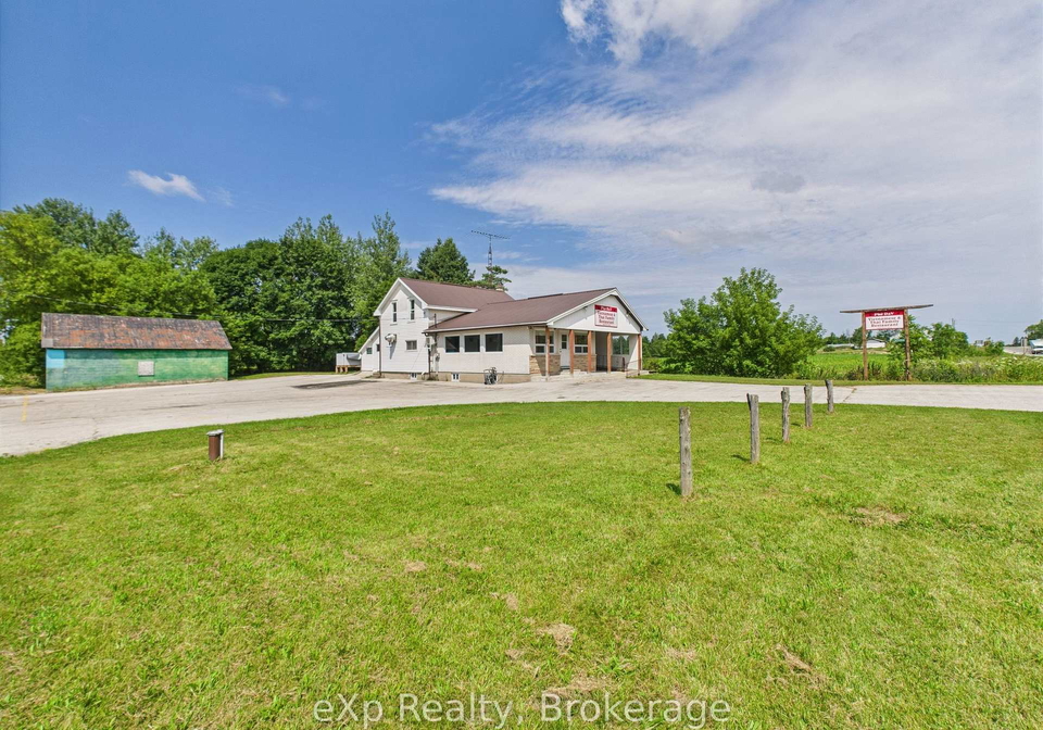 315194-highway-6-chatsworth-ontario-x13139436
