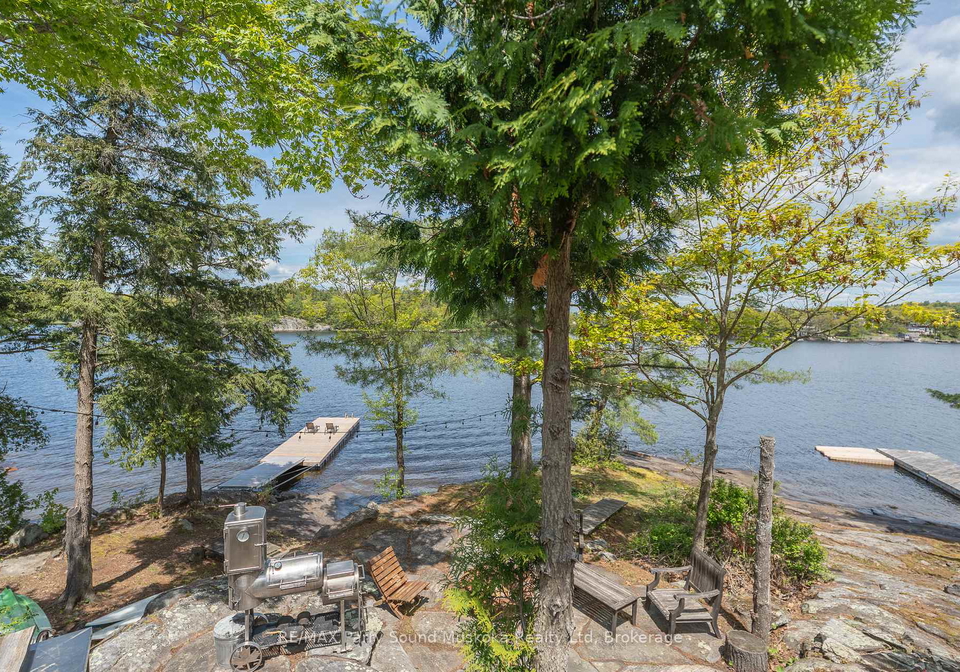 7-isabella-island-the-archipelago-ontario-x13139466