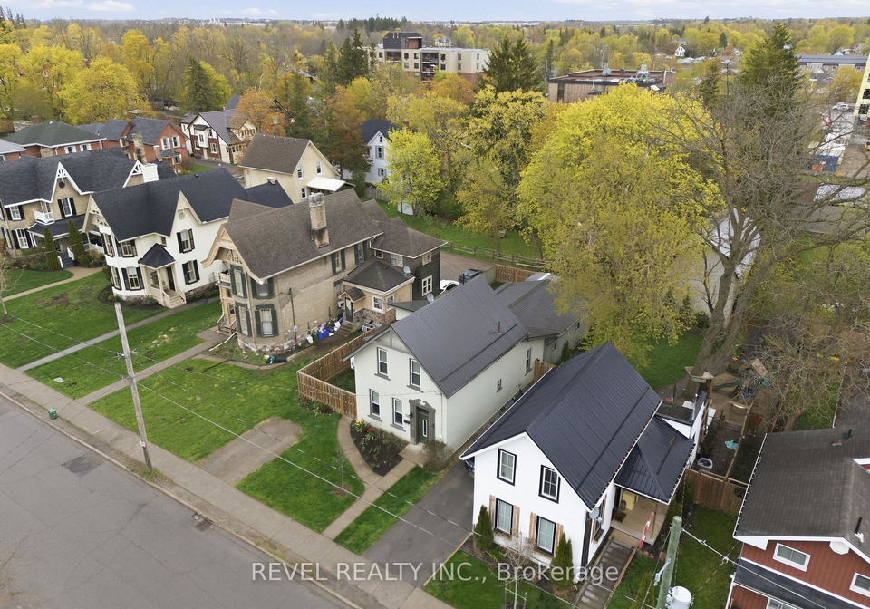 52-cambridge-street-n-kawartha-lakes-ontario-x13139794