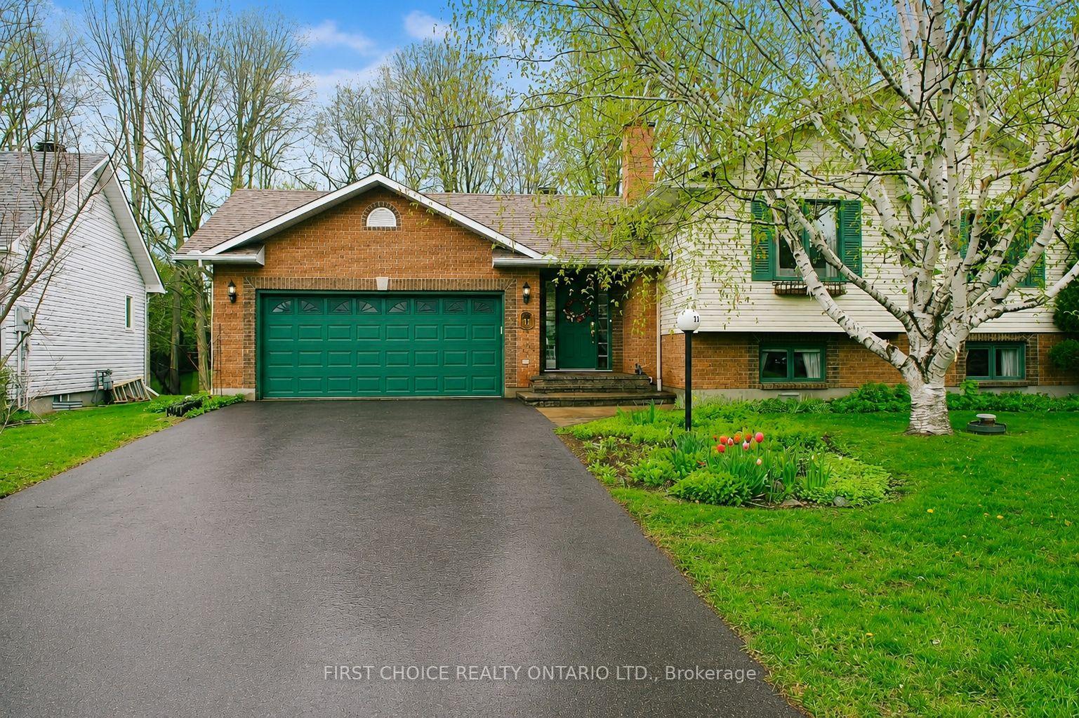 13-queenston-drive-ottawa-ontario-x13139962