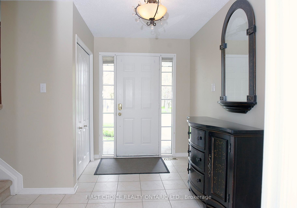 13-queenston-drive-ottawa-ontario-x13139962