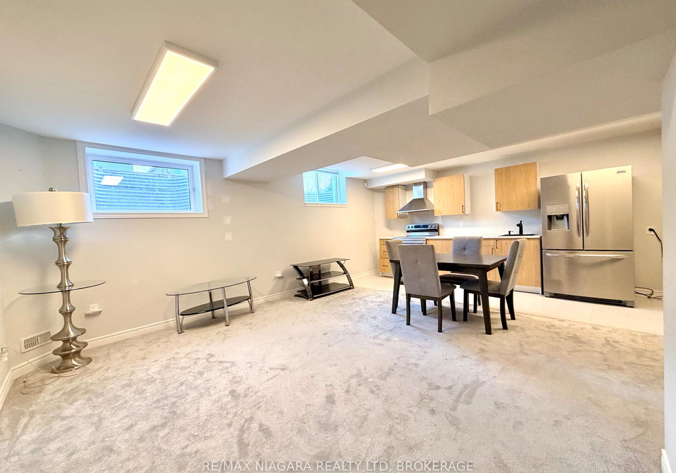 9469-tallgrass-avenue-niagara-falls-ontario-x13140058