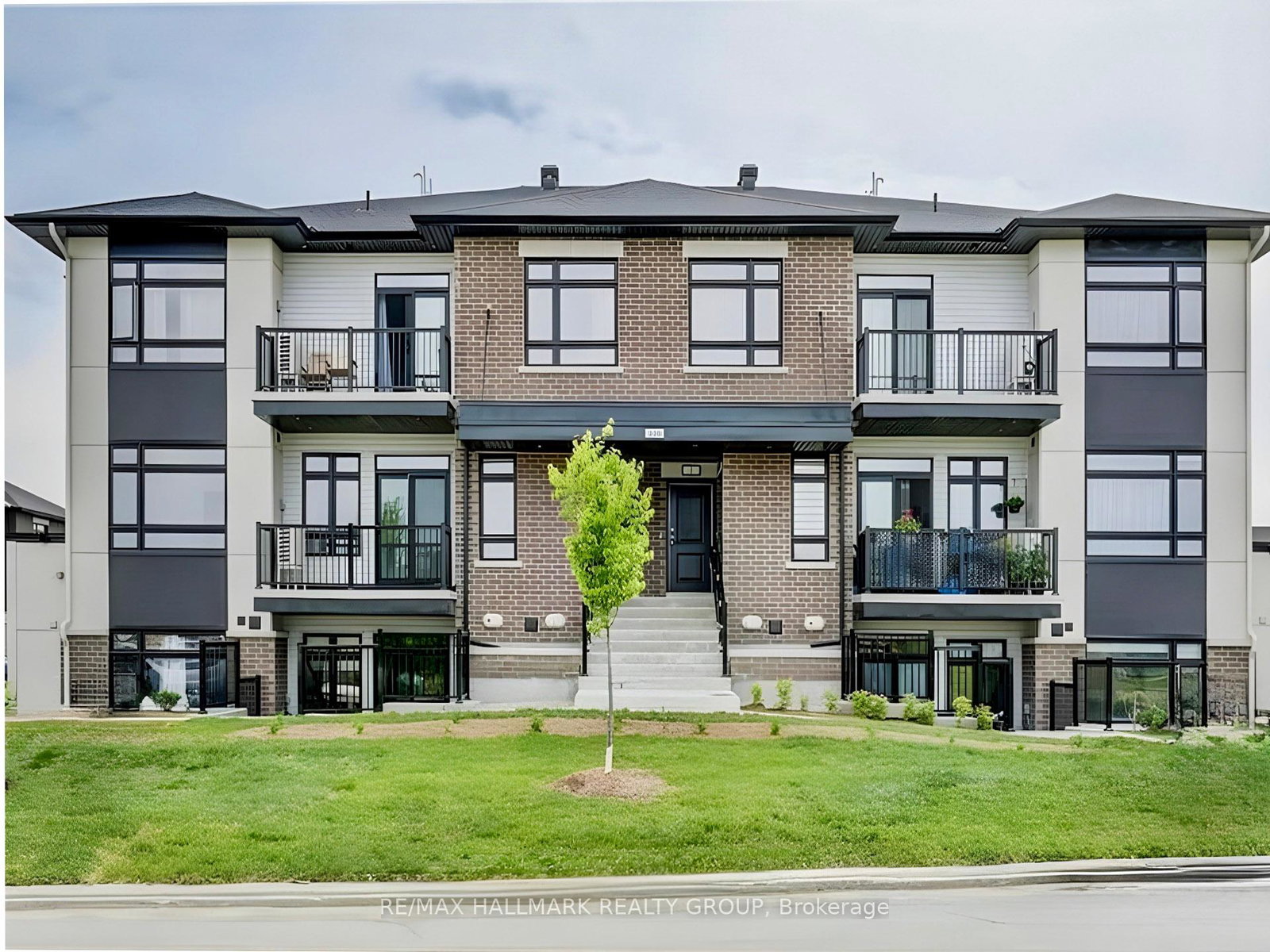 300-tulum-crescent-kanata-ontario-x13140470