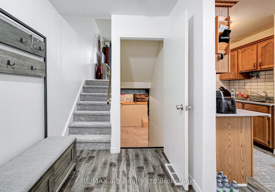 224f-harvard-place-waterloo-ontario-x13140532