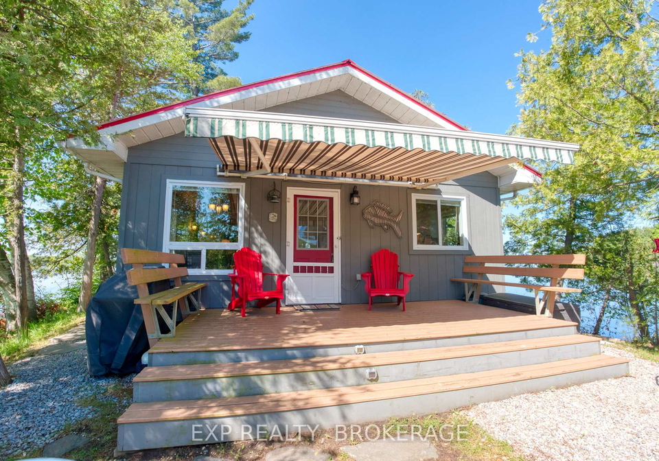 832-sharbot-lake-frontenac-ontario-x13140612