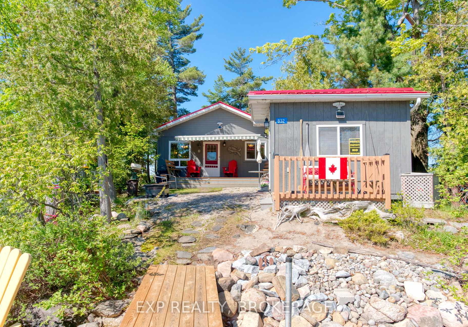 832-sharbot-lake-frontenac-ontario-x13140612
