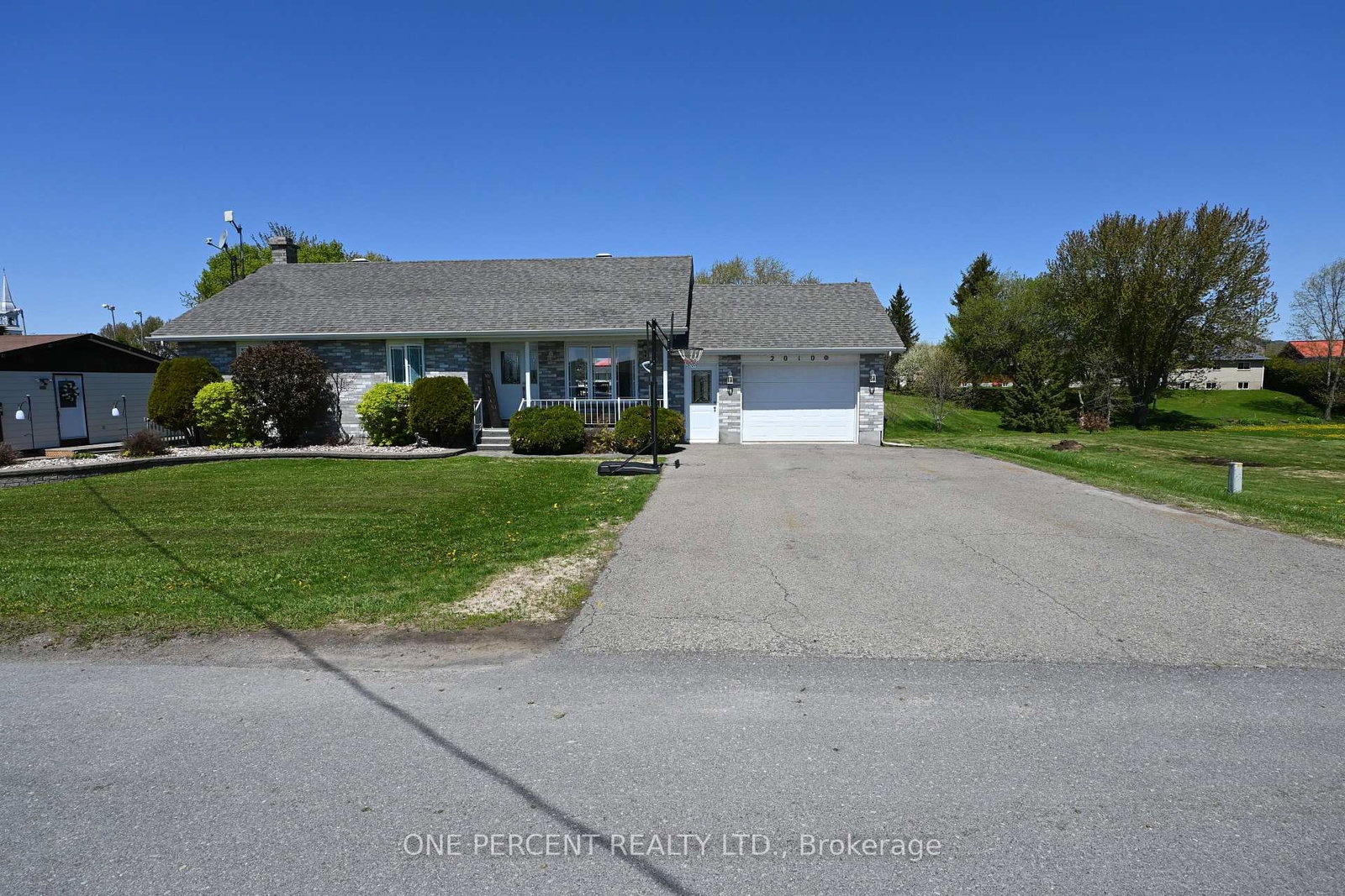 2010-rue-du-parc-street-w-alfred-and-plantagenet-ontario-x13140628