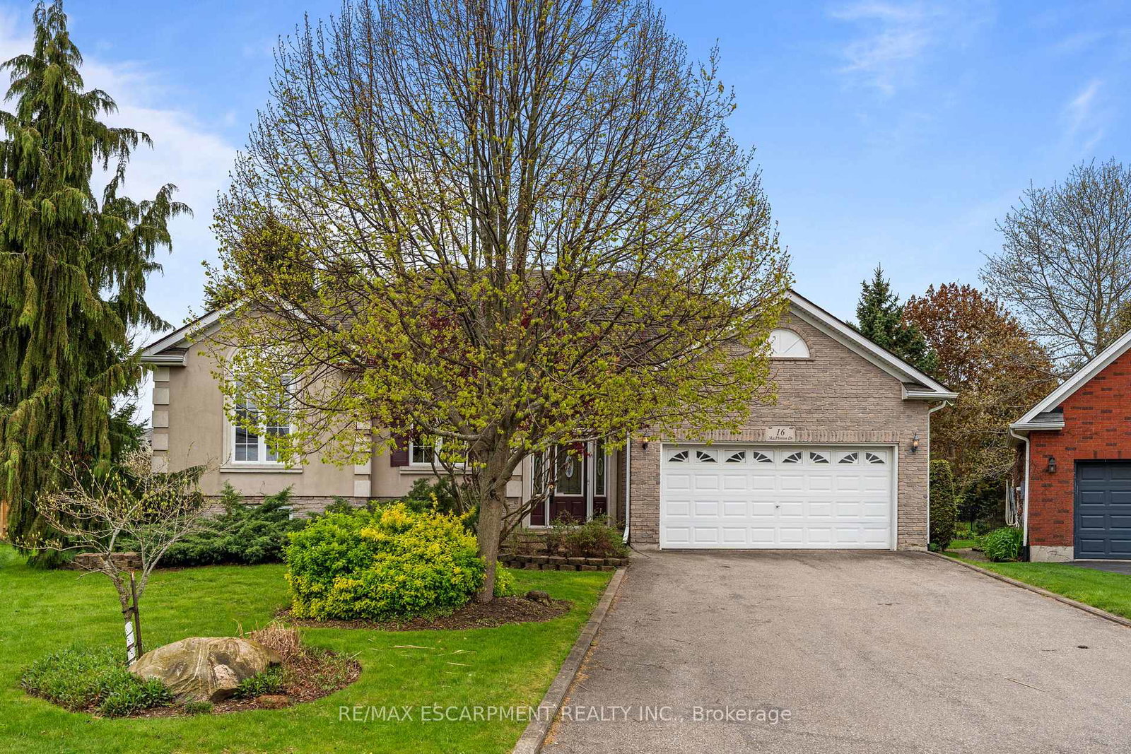 16-macpherson-drive-brant-ontario-x13140676