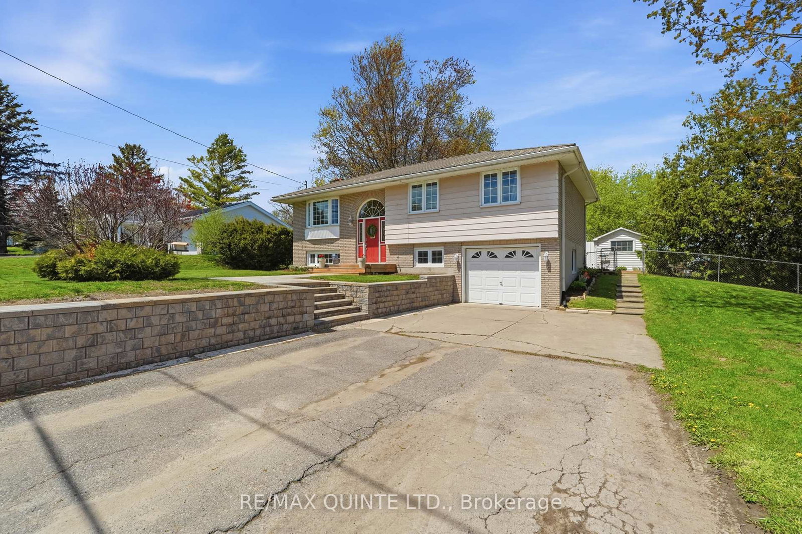 565-lester-road-quinte-west-ontario-x13140678