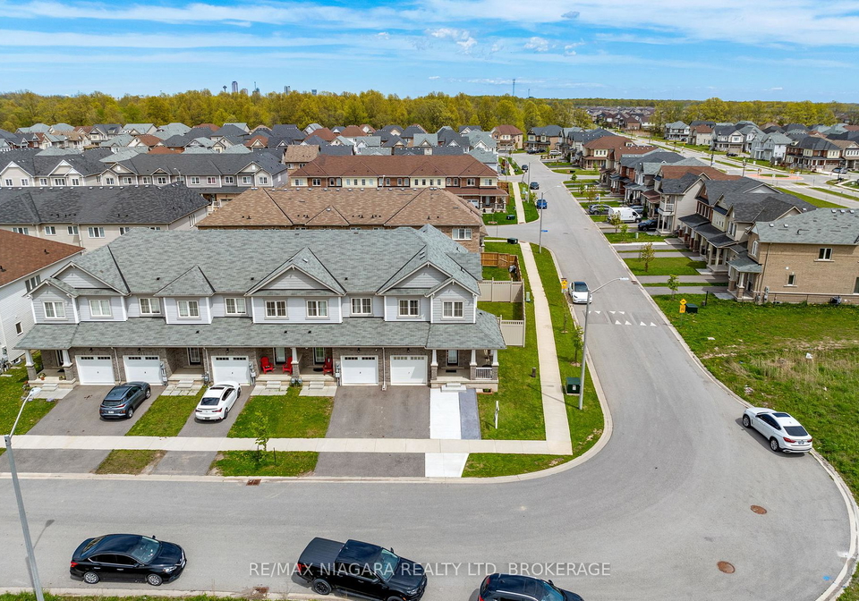 7782-dockweed-drive-niagara-falls-ontario-x13140692