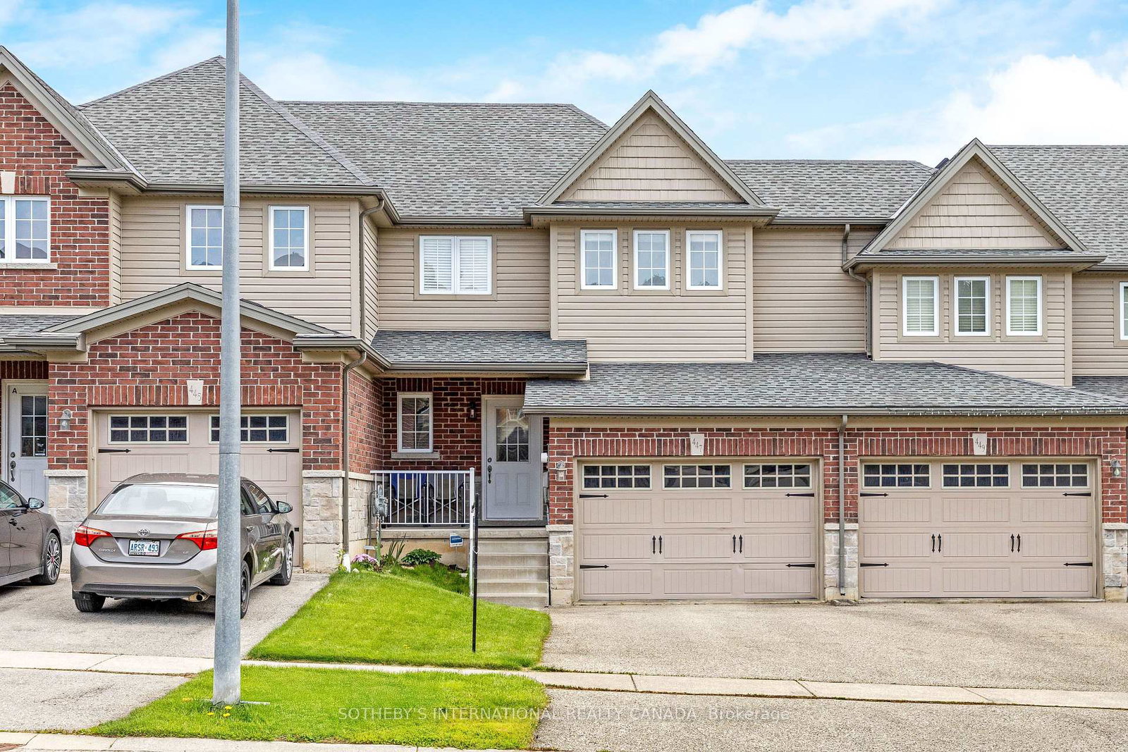 447-sales-drive-woodstock-ontario-x13140710