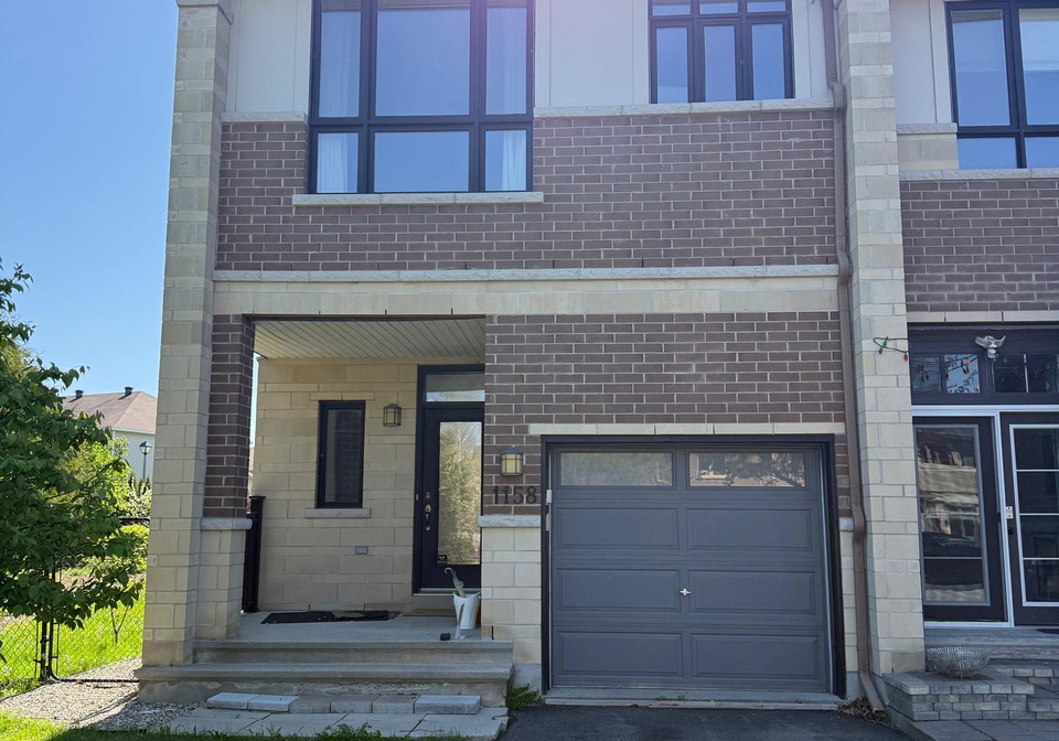 1158-tischart-crescent-kanata-ontario-x13140864