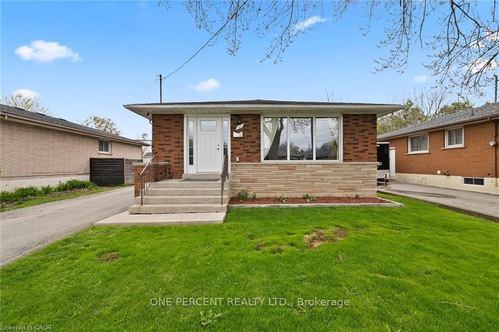 42-atwater-crescent-hamilton-ontario-x13141038