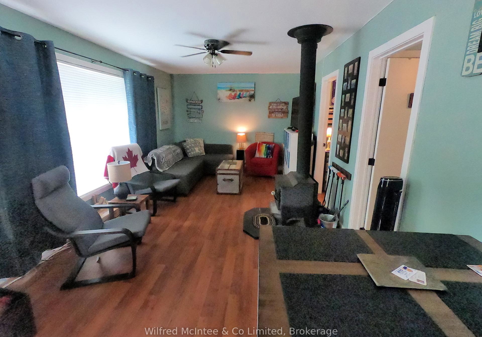 199-thompson-avenue-native-leased-lands-ontario-x13141096