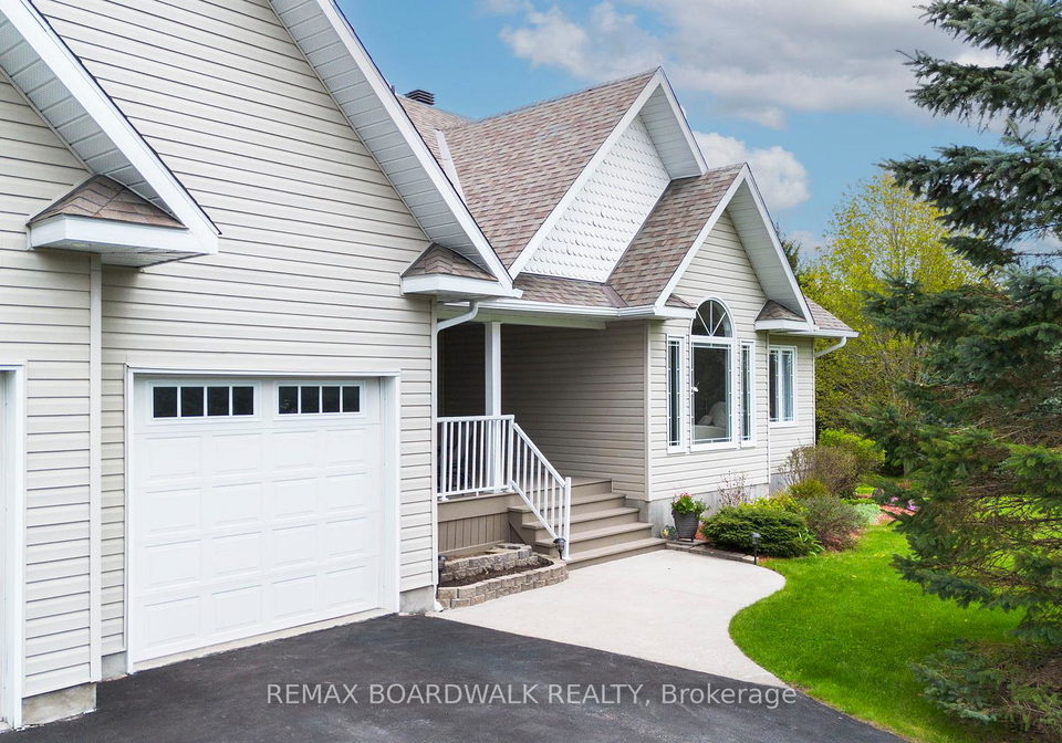 127-macpherson-way-drummondnorth-elmsley-ontario-x13141138