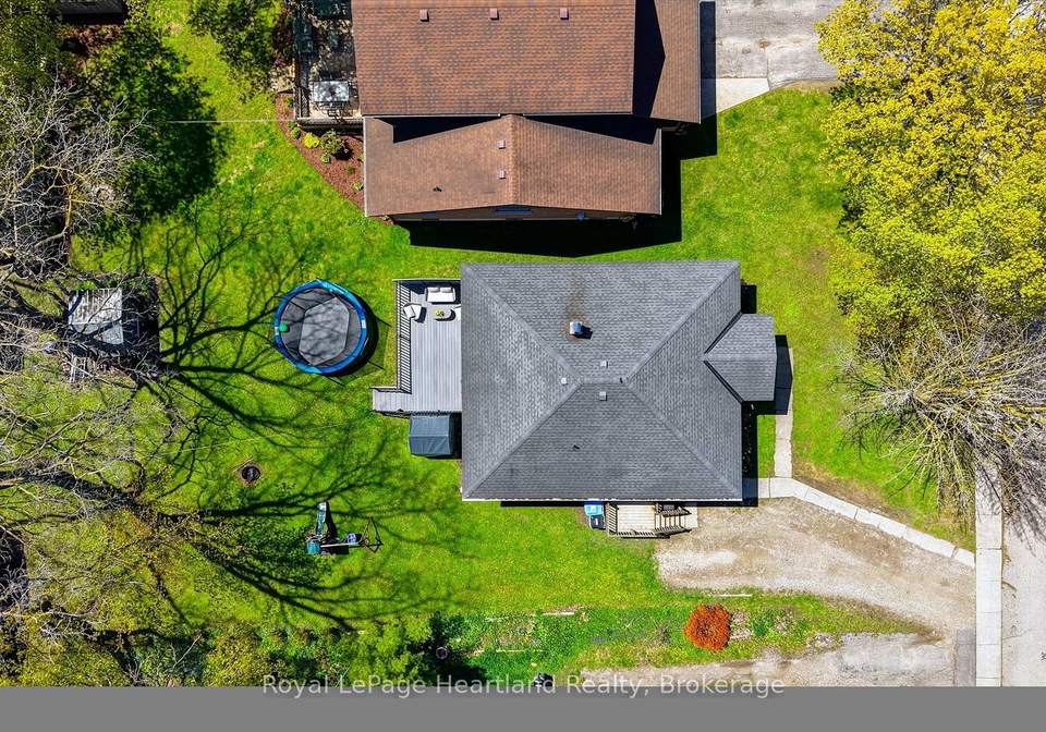 533-ainley-street-huron-east-ontario-x13141148
