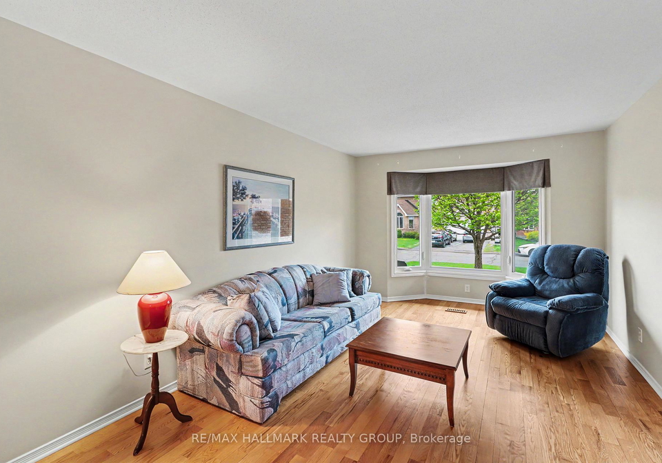 712-morewood-crescent-ottawa-ontario-x13141452