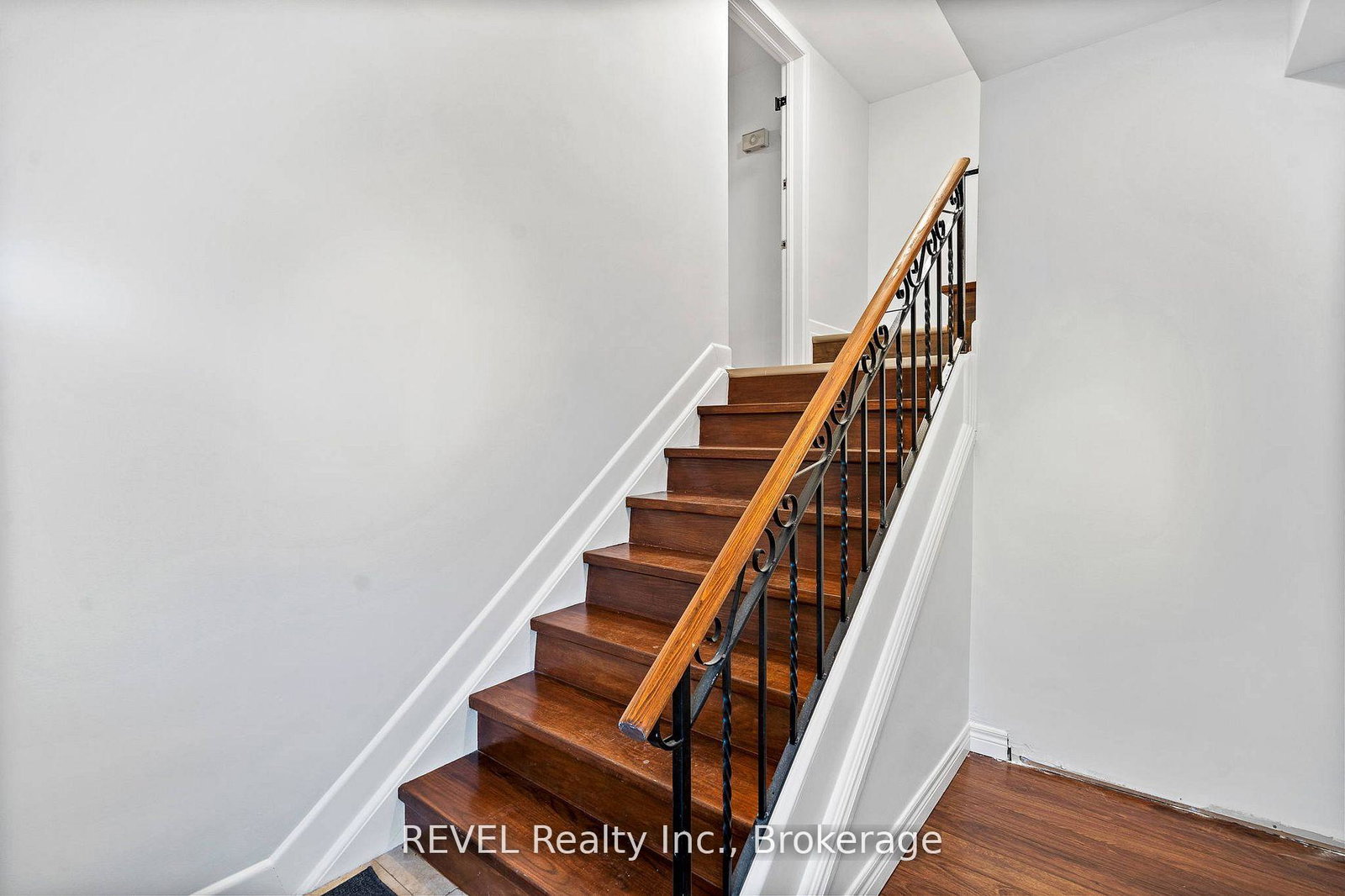 462-b-carlton-street-st-catharines-ontario-x13141632