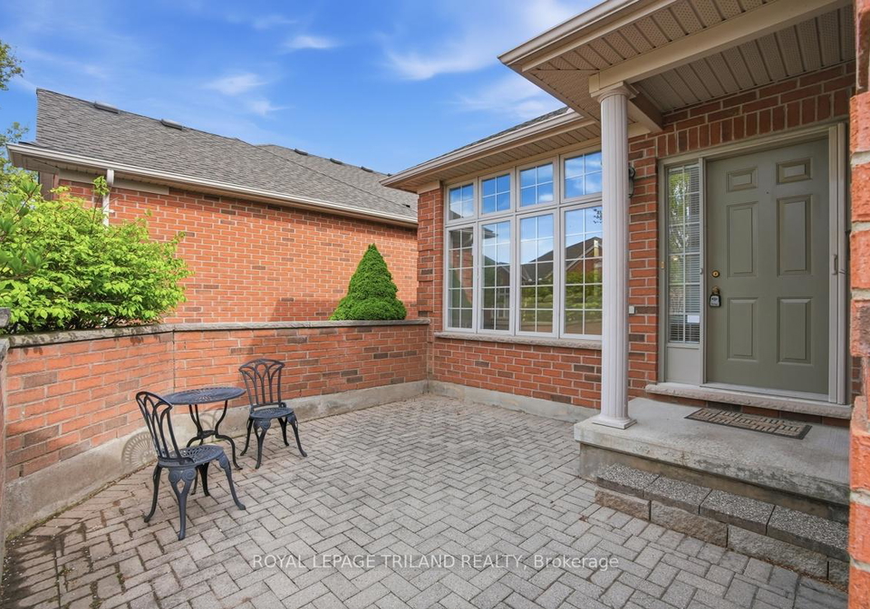 18-cadeau-terrace-london-south-ontario-x13141726