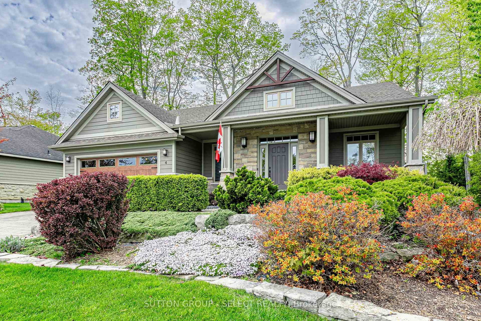 4-hayter-drive-lambton-shores-ontario-x13141740