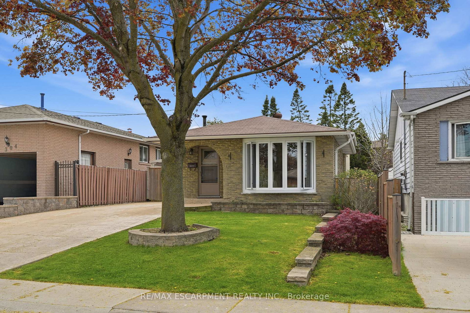 300-eaglewood-drive-hamilton-ontario-x13141770