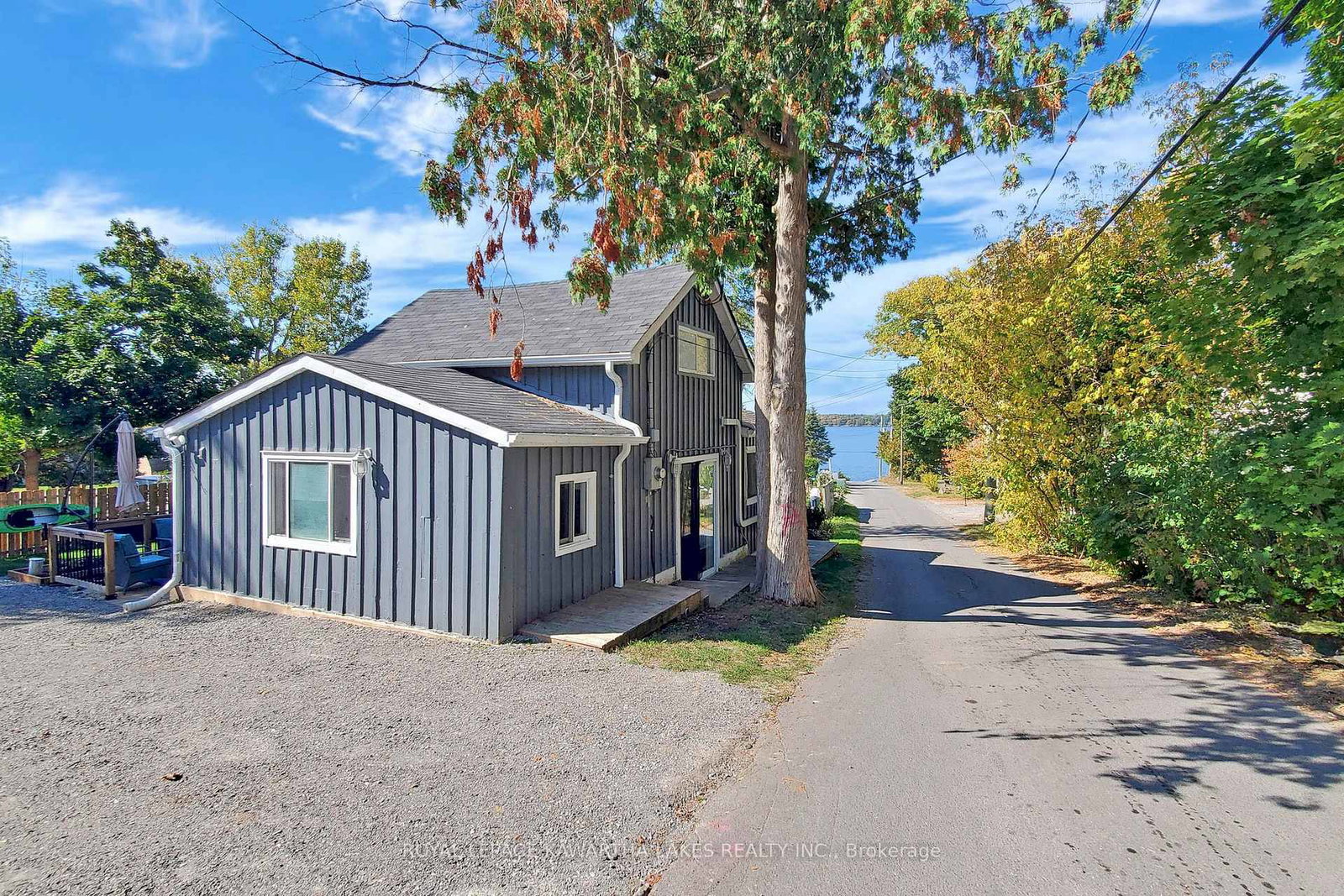 12-birchcliff-avenue-kawartha-lakes-ontario-x13141982