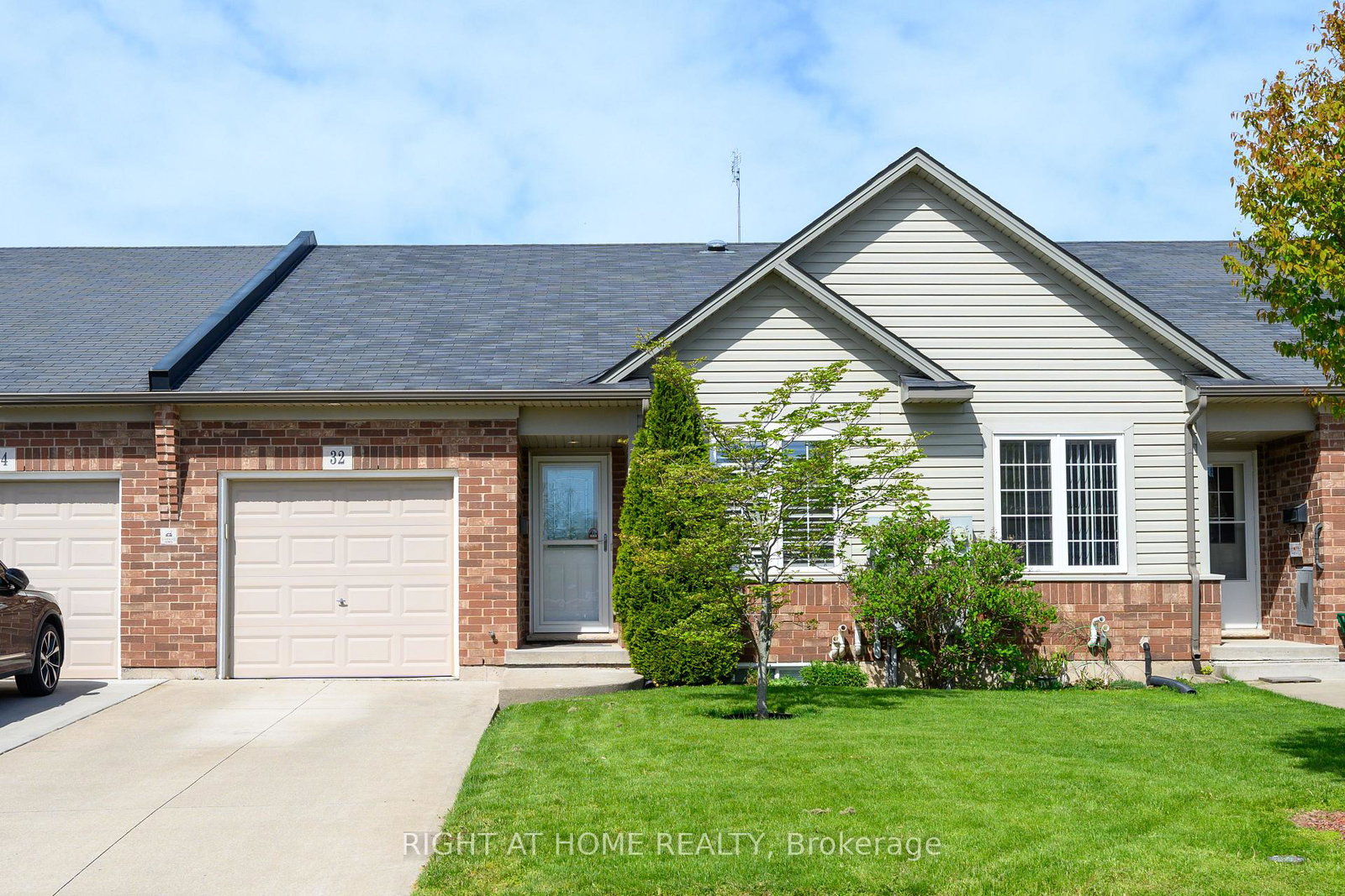 32-woodburn-avenue-st-catharines-ontario-x13142078