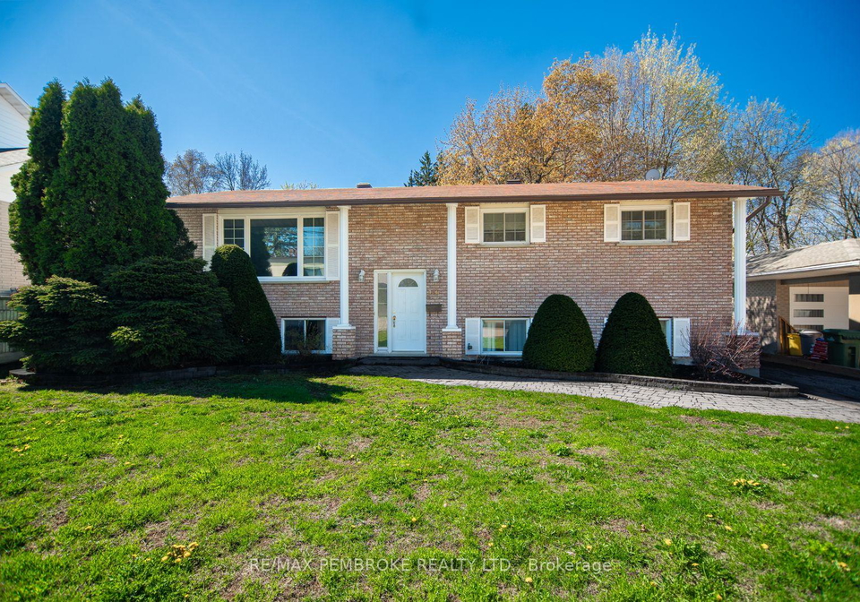 486-irving-street-pembroke-ontario-x13142190